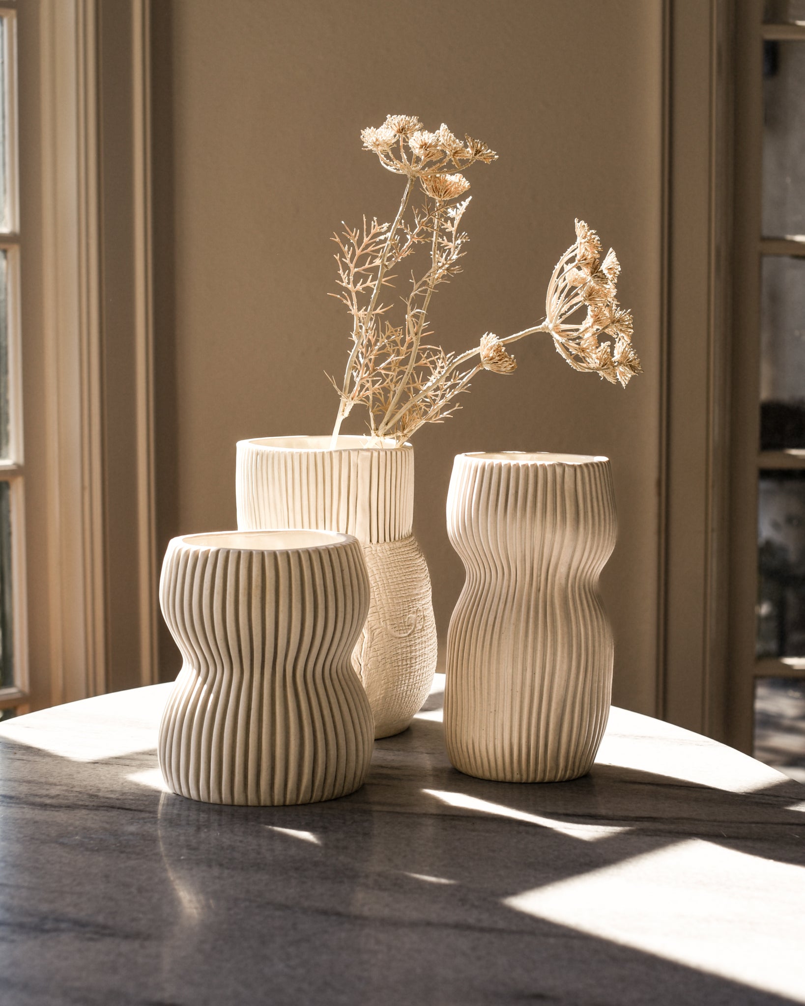 Burlap Textured Ceramic Vase – Elysian Collective
