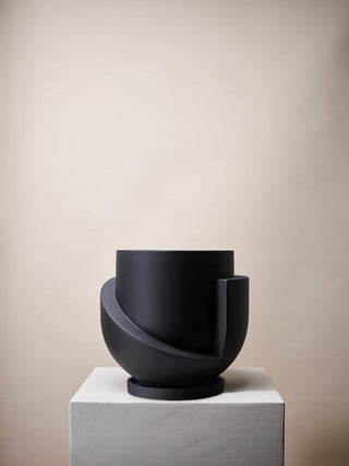 light and ladder vayu black planter