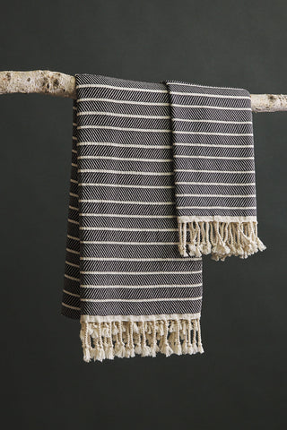 Sinope Turkish cotton towel set  black and cream striped chevron pattern 